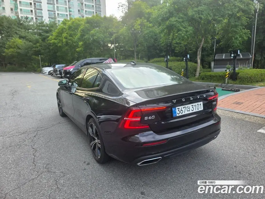 Volvo S60 2019 2.0 автомат (гидро), фото 4