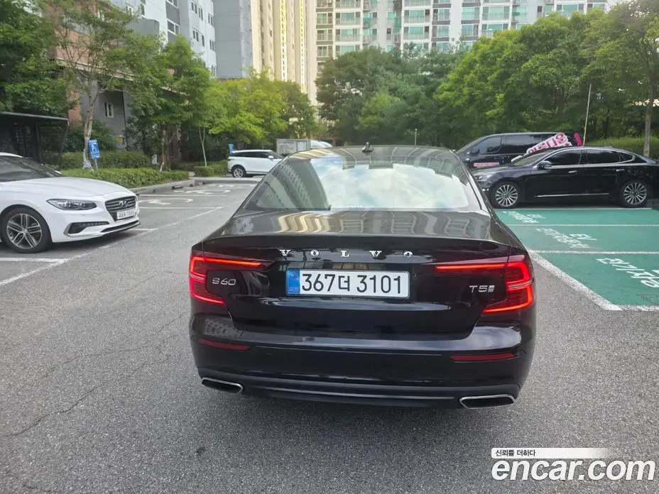Volvo S60 2019 2.0 автомат (гидро), фото 5