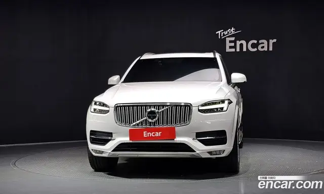 Volvo XC90 2018 2.0 автомат (гидро), миниатюра 3