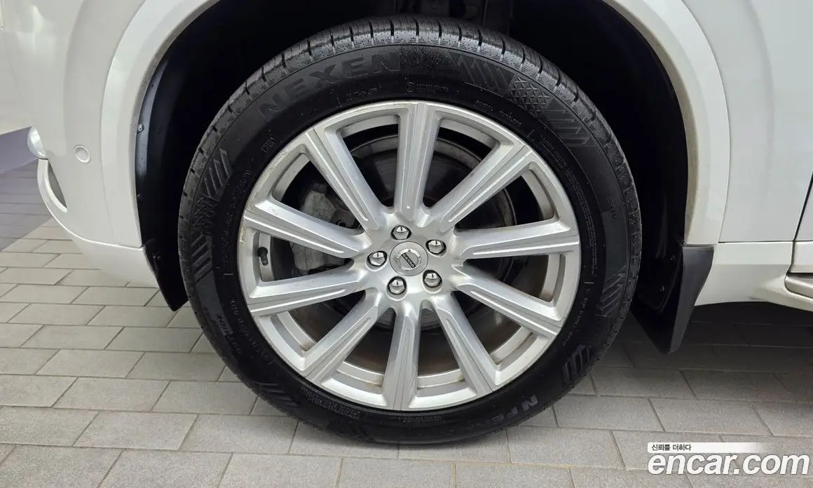 Volvo XC90 2018 2.0 автомат (гидро), фото 5