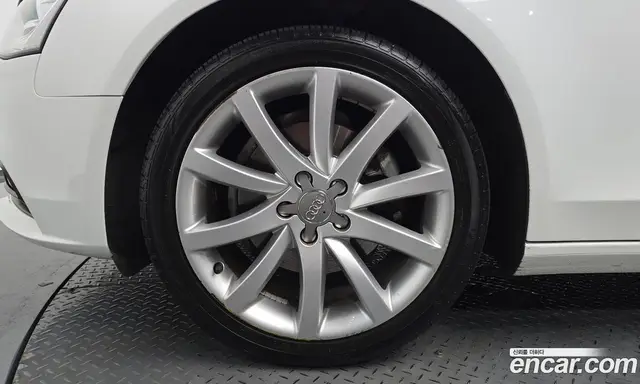 Audi A4 2015 2.0 автомат (гидро), миниатюра 5