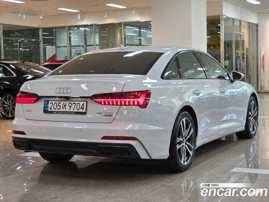 Audi A6 2022 2.0 автомат (гидро), фото 2