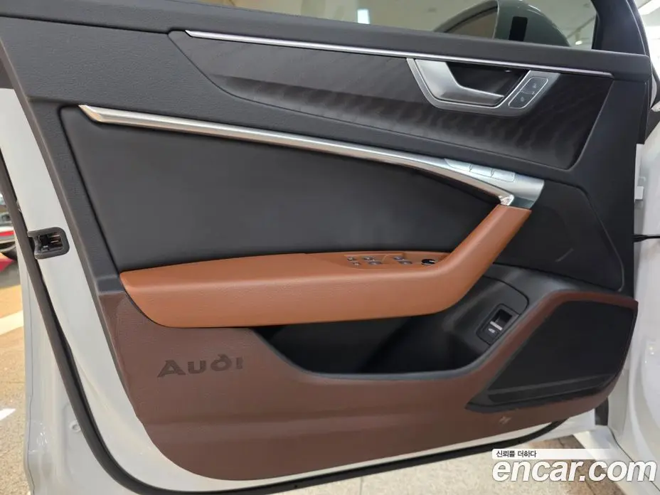 Audi A6 2022 2.0 автомат (гидро), фото 18