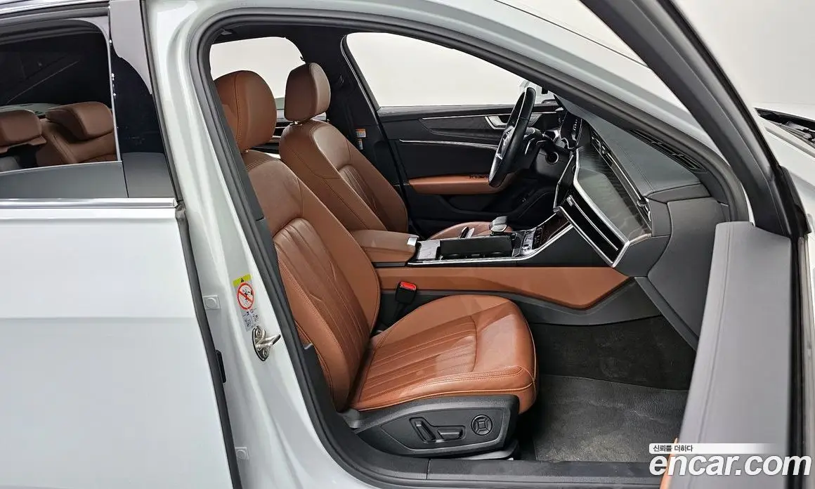Audi A6 2023 2.0 автомат (гидро), фото 20