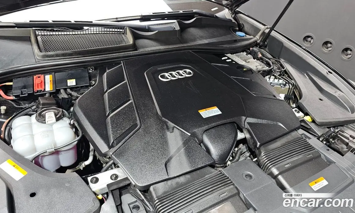 Audi Q8 2021 3.0 автомат (гидро), фото 6 Audi Q8 2021 3.0 автомат (гидро), фото 6