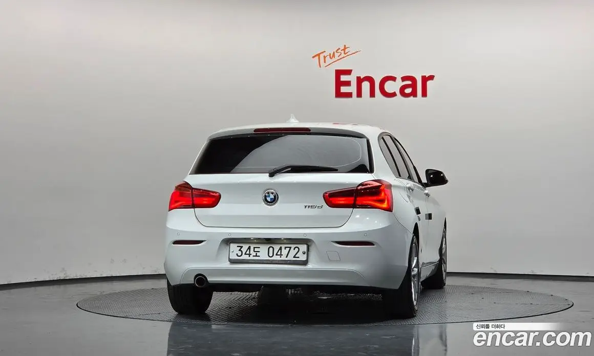BMW 1 серия 2016 2.0 автомат (гидро), фото 4