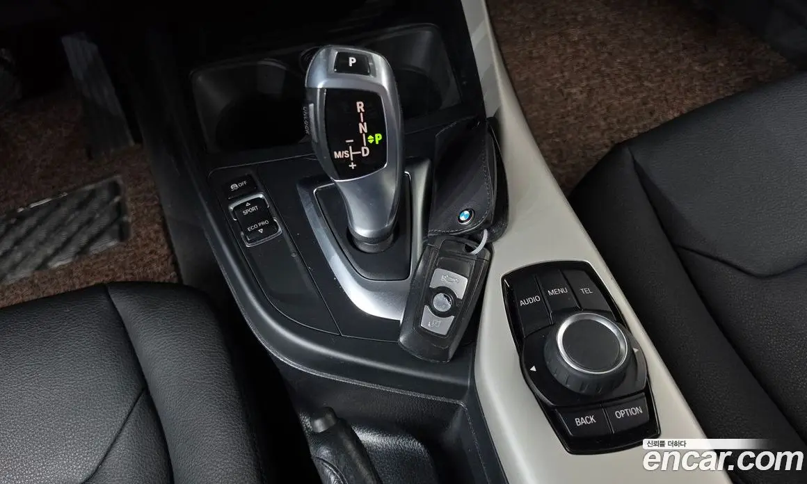 BMW 1 серия 2016 2.0 автомат (гидро), фото 9