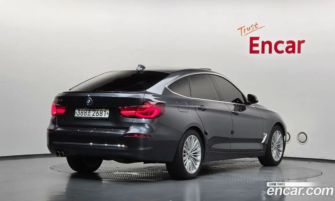 BMW 3 серия 2020 2.0 автомат (гидро), фото 2