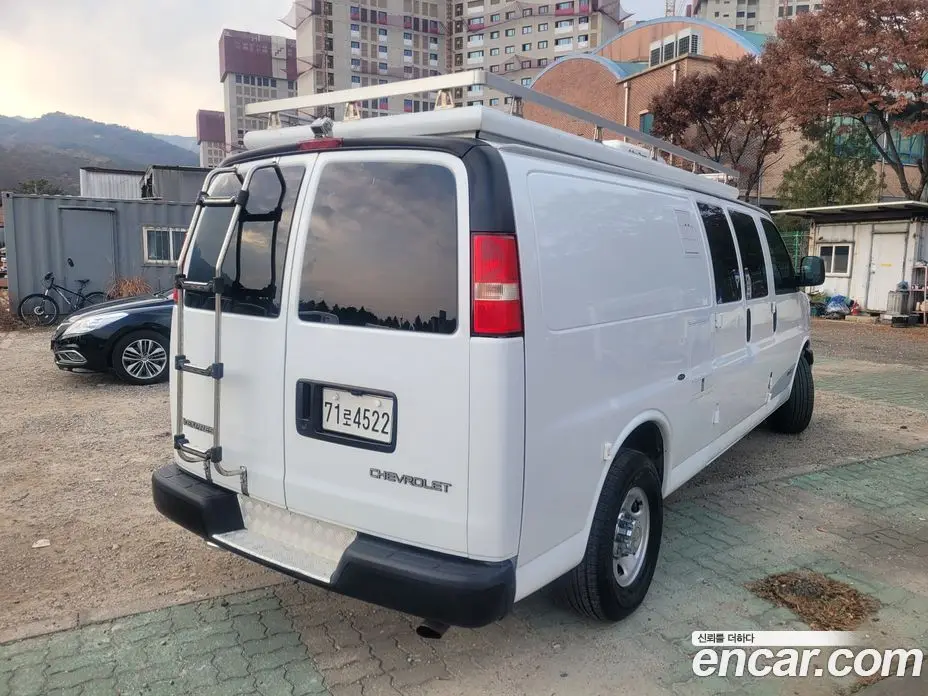 Chevrolet Express Van 2005 6.0 автомат (гидро), фото 2 Chevrolet Express Van 2005 6.0 автомат (гидро), фото 2