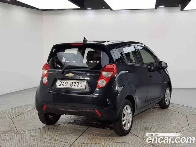 Chevrolet Spark 2013 1.0 автомат (гидро), миниатюра 2 Chevrolet Spark 2013 1.0 автомат (гидро), миниатюра 2