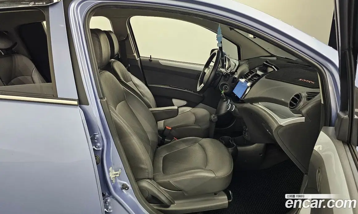 Chevrolet Spark 2014 1.0 автомат (гидро), фото 11