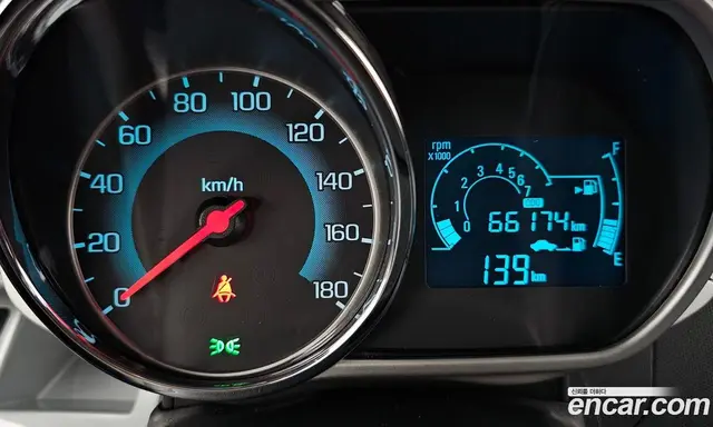Chevrolet Spark 2014 1.0 автомат (гидро), миниатюра 8