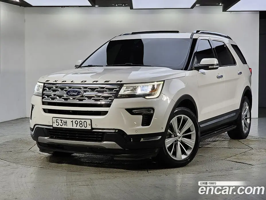 Ford Explorer 2018 2.3 автомат (гидро), фото 1