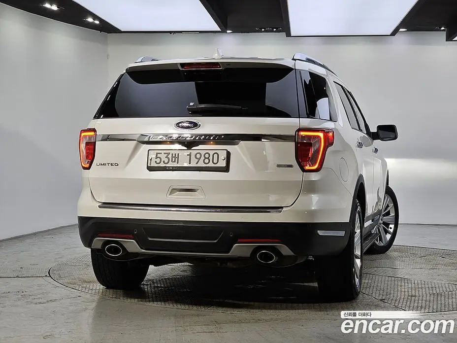 Ford Explorer 2018 2.3 автомат (гидро), фото 3