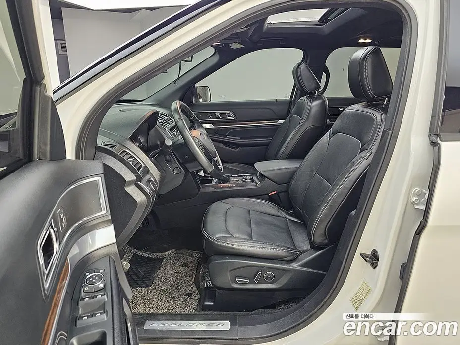 Ford Explorer 2018 2.3 автомат (гидро), фото 8