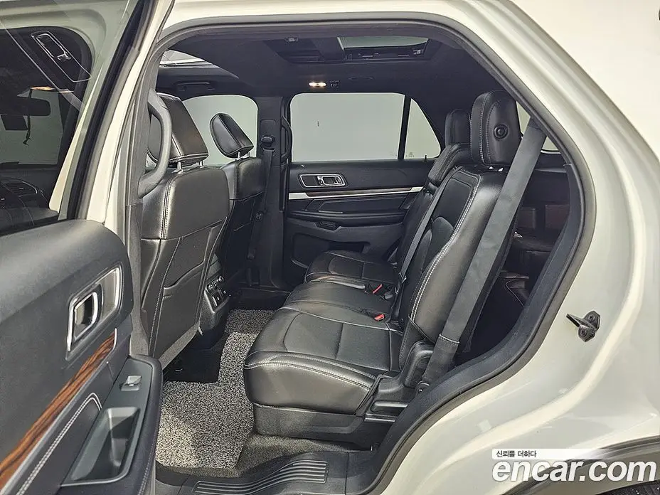 Ford Explorer 2018 2.3 автомат (гидро), фото 9