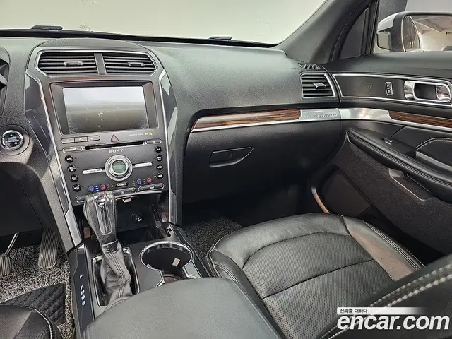 Ford Explorer 2018 2.3 автомат (гидро), миниатюра 10