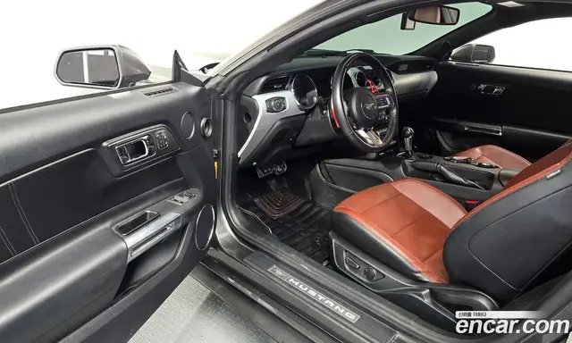 Ford Mustang 2016 5.0 автомат (гидро), миниатюра 10
