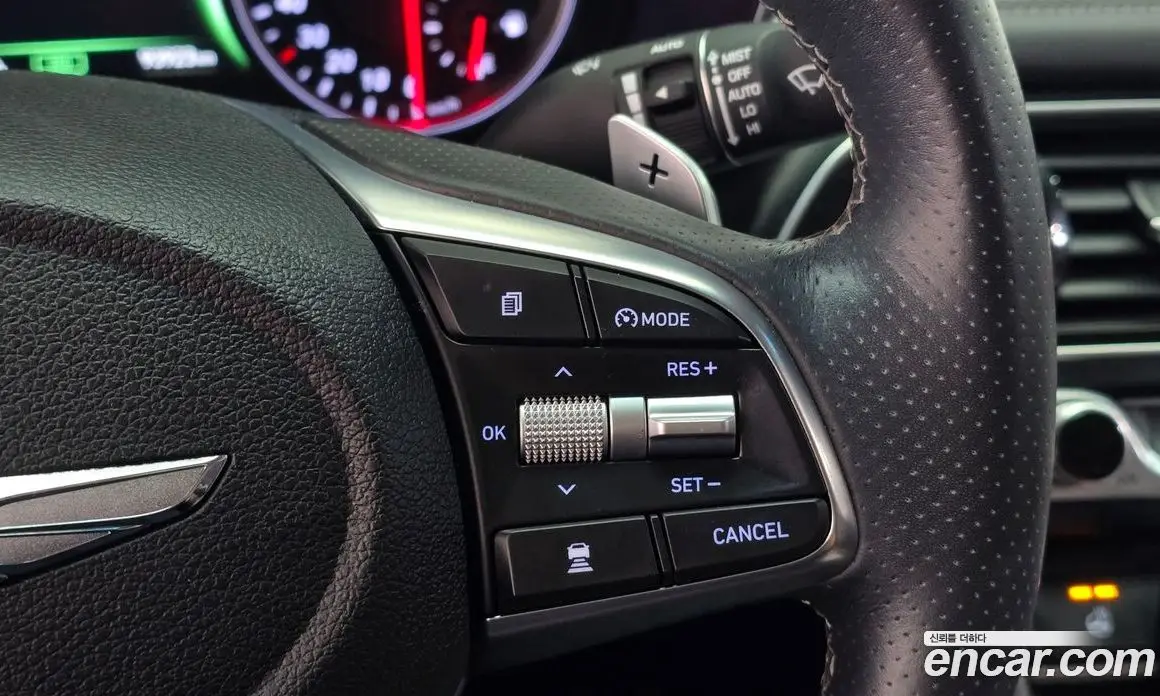 Genesis G70 2019 2.0 автомат (гидро), фото 15 Genesis G70 2019 2.0 автомат (гидро), фото 15