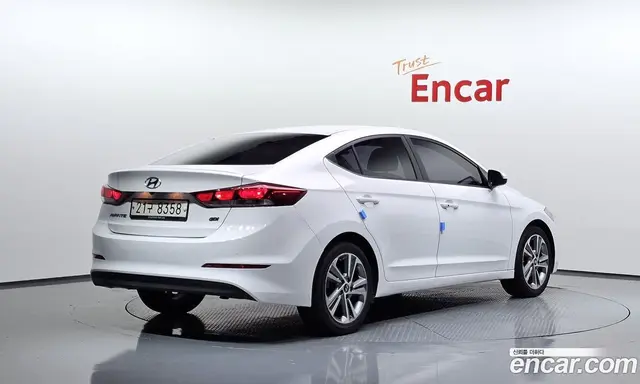 Hyundai Avante 2017 1.6 автомат (гидро), миниатюра 2 Hyundai Avante 2017 1.6 автомат (гидро), миниатюра 2