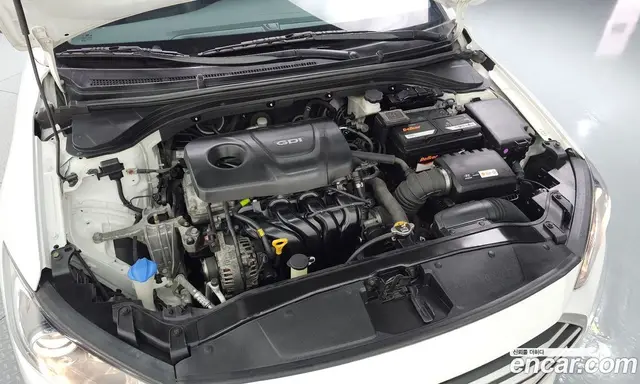 Hyundai Avante 2017 1.6 автомат (гидро), миниатюра 6 Hyundai Avante 2017 1.6 автомат (гидро), миниатюра 6