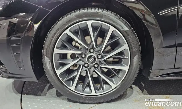 Hyundai Sonata 2023 2.0 автомат (гидро), миниатюра 5