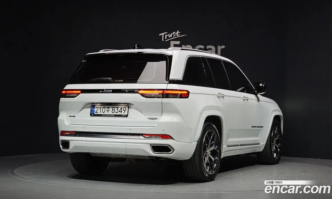 Jeep Cherokee 2023 2.0 автомат (гидро), фото 2 Jeep Cherokee 2023 2.0 автомат (гидро), фото 2