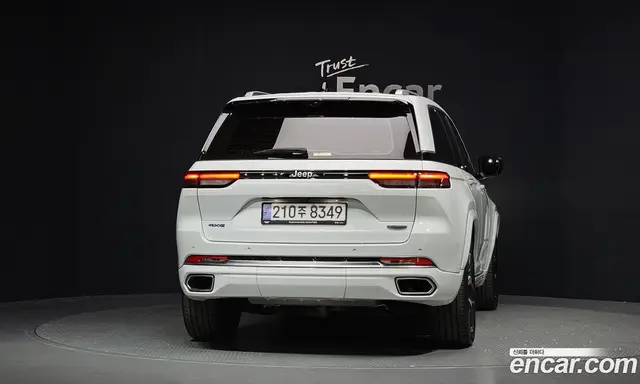 Jeep Cherokee 2023 2.0 автомат (гидро), миниатюра 4 Jeep Cherokee 2023 2.0 автомат (гидро), миниатюра 4