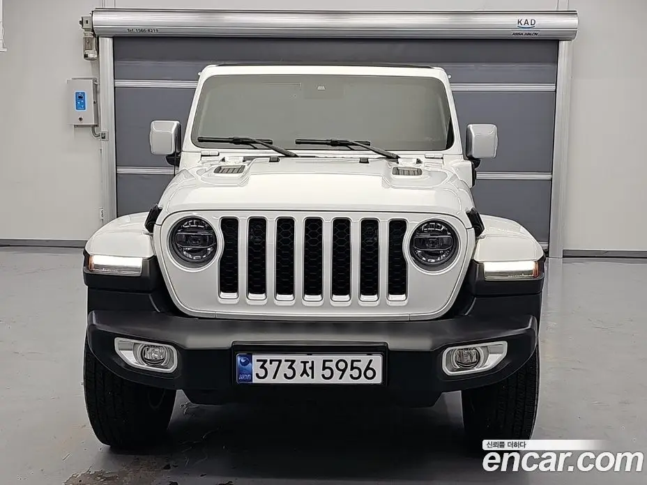 Jeep Wrangler 2021 2.0 автомат (гидро), фото 1 Jeep Wrangler 2021 2.0 автомат (гидро), фото 1
