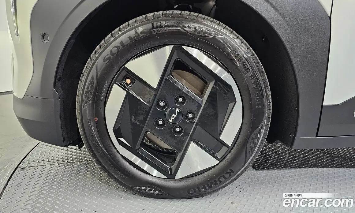 Kia EV3 2024 0.2 автомат (гидро), фото 5 Kia EV3 2024 0.2 автомат (гидро), фото 5