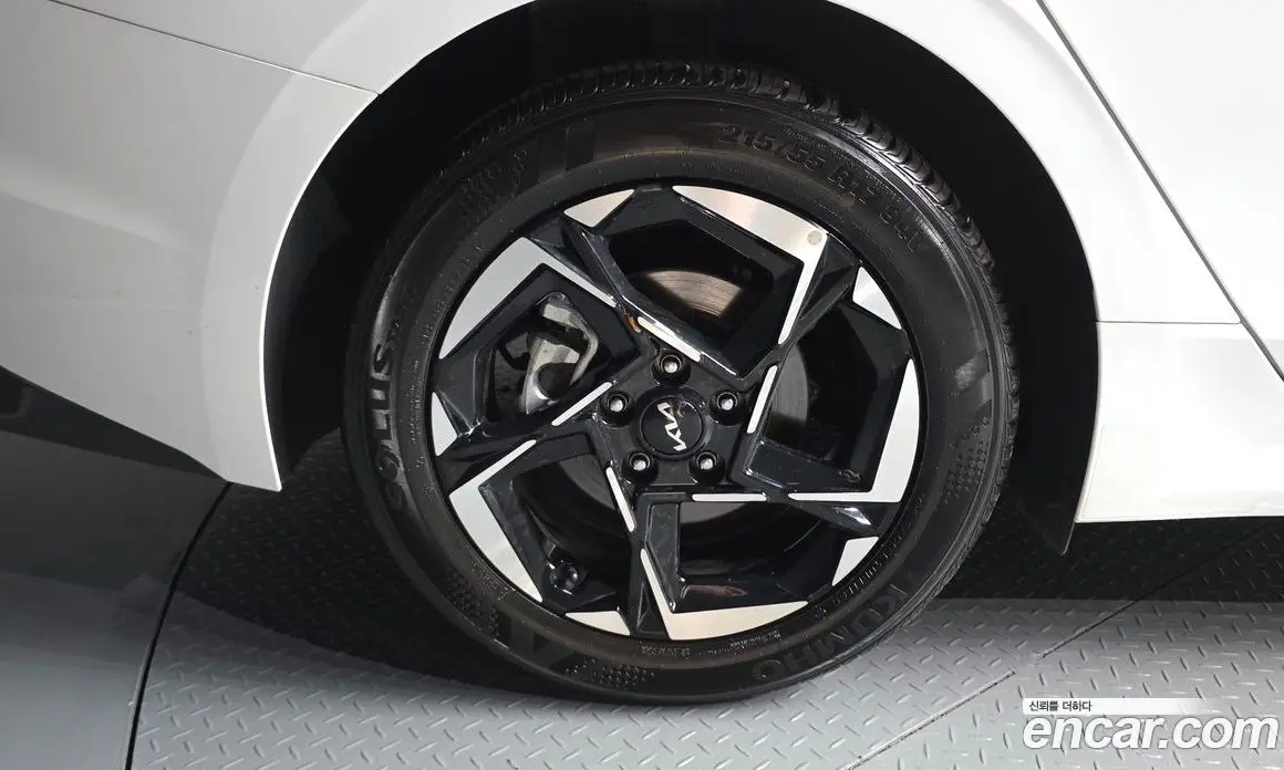 Kia K5 (Optima) 2025 2.0 автомат (гидро), фото 5 Kia K5 (Optima) 2025 2.0 автомат (гидро), фото 5