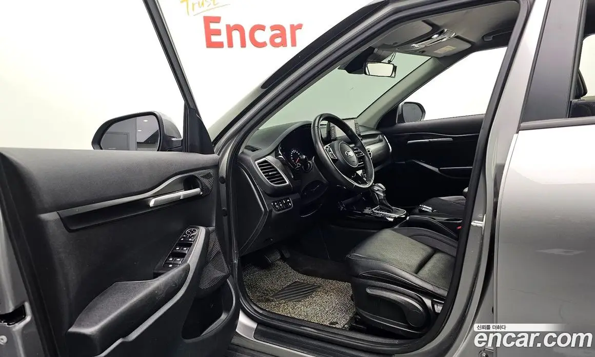 Kia Seltos 2020 1.6 автомат (гидро), фото 10 Kia Seltos 2020 1.6 автомат (гидро), фото 10