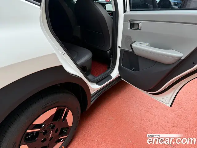 Kia Seltos 2026 1.6 автомат (гидро), миниатюра 12