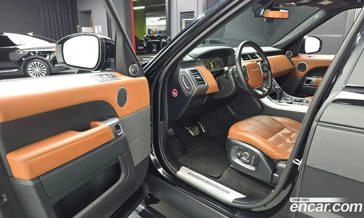 Land Rover Range Rover Sport 2016 3.0 автомат (гидро), фото 10 Land Rover Range Rover Sport 2016 3.0 автомат (гидро), фото 10