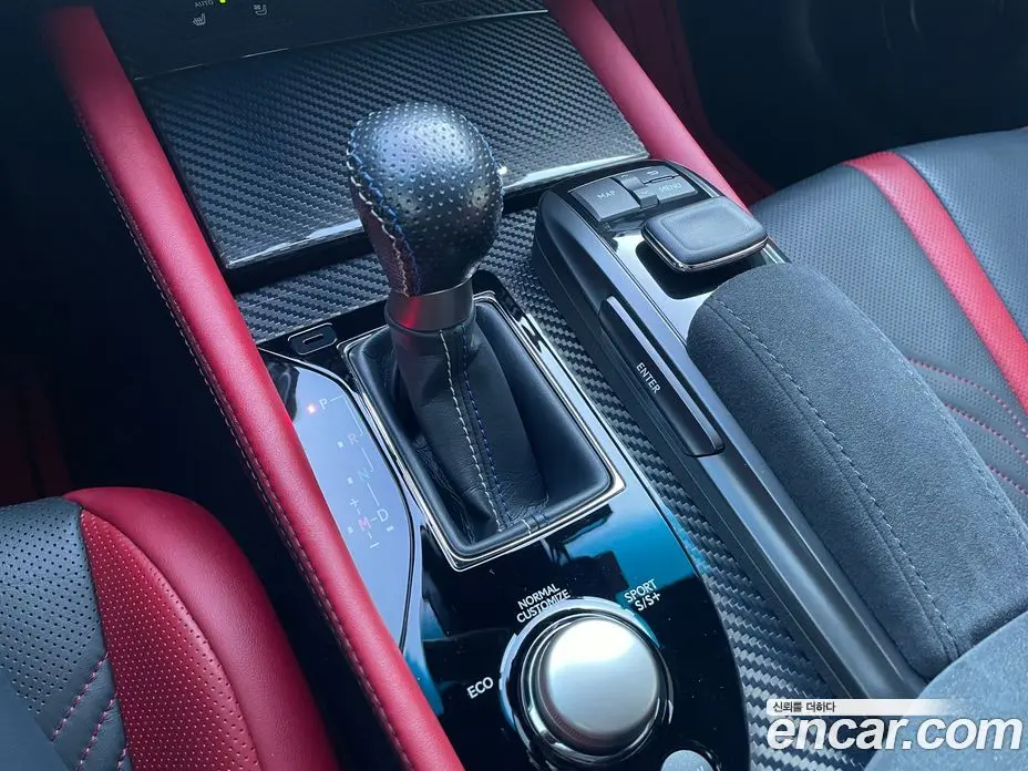 Lexus GS 2019 5.0 автомат (гидро), фото 9
