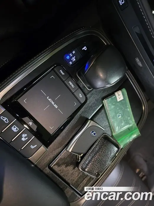 Lexus LS 2021 3.5 автомат (гидро), фото 13 Lexus LS 2021 3.5 автомат (гидро), фото 13