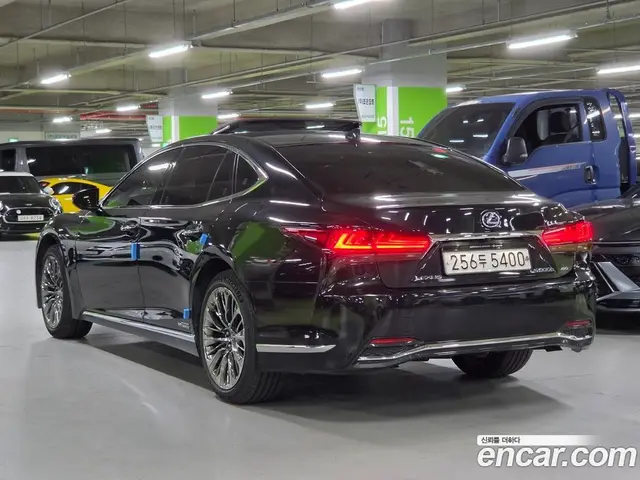 Lexus LS 2021 3.5 автомат (гидро), миниатюра 4 Lexus LS 2021 3.5 автомат (гидро), миниатюра 4