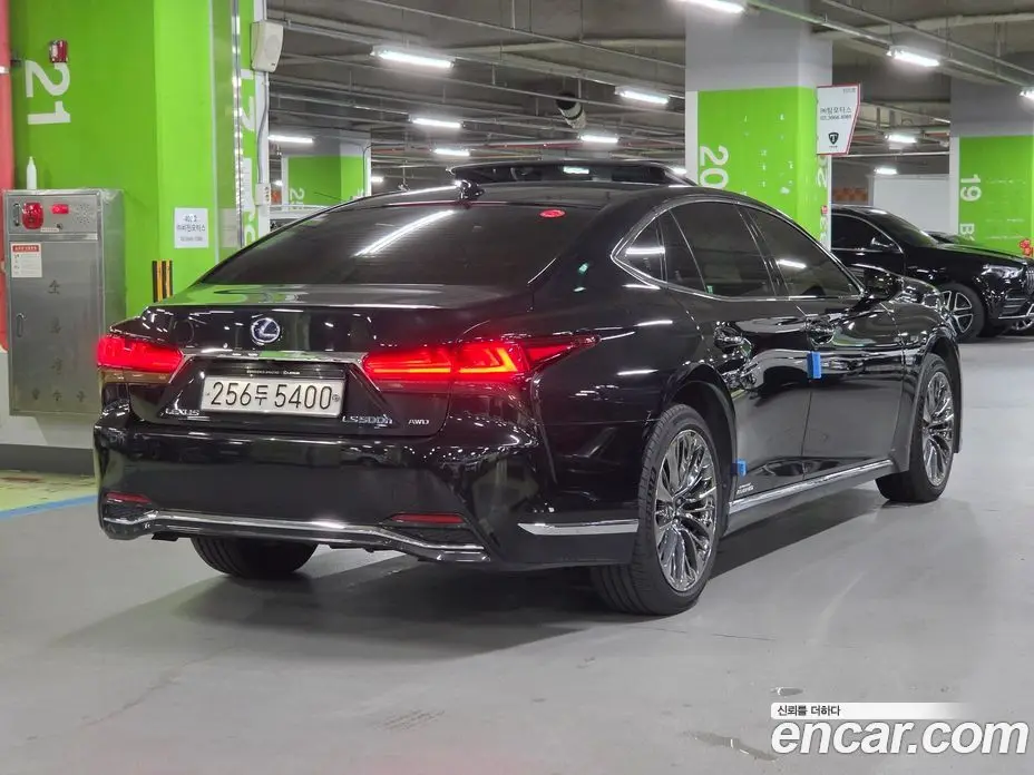 Lexus LS 2021 3.5 автомат (гидро), фото 6 Lexus LS 2021 3.5 автомат (гидро), фото 6