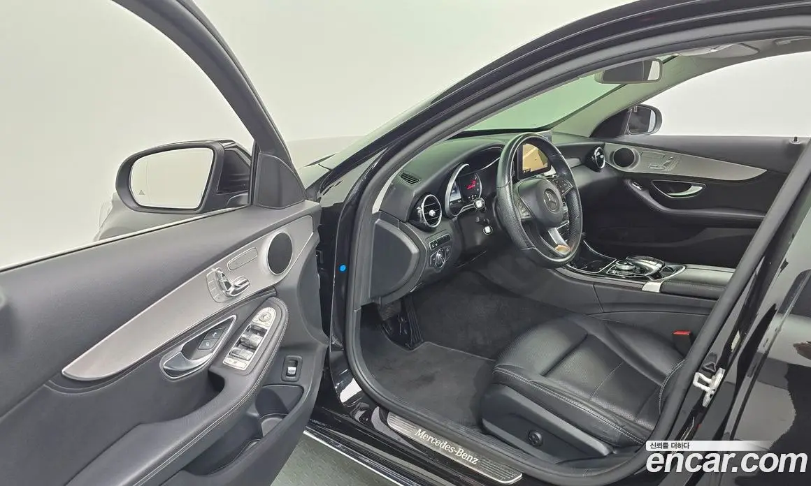 Mercedes-Benz C-Class 2015 2.0 автомат (гидро), фото 10