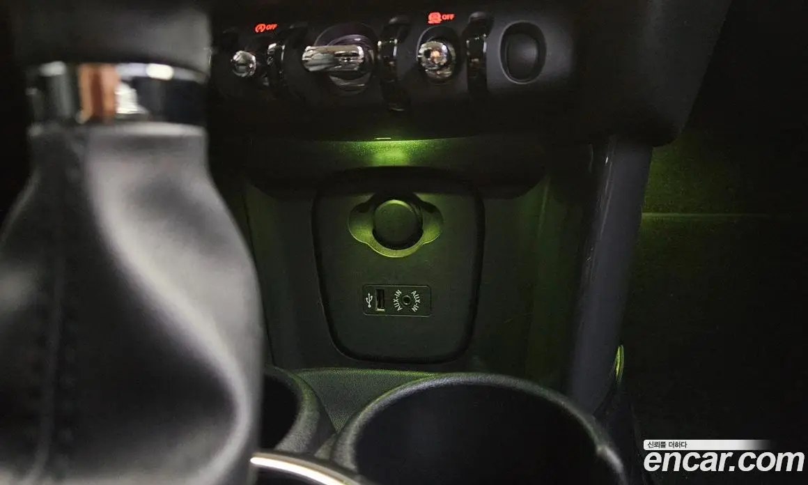 Mini Cooper 2014 1.5 автомат (гидро), фото 17