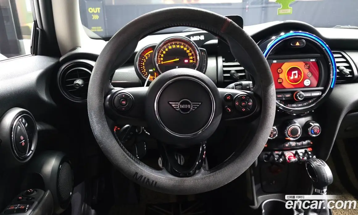 Mini Cooper 2019 1.5 автомат (гидро), фото 13 Mini Cooper 2019 1.5 автомат (гидро), фото 13