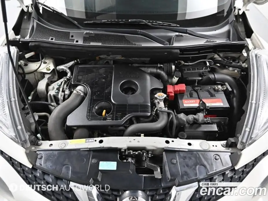 Nissan Juke 2015 1.6 автомат (гидро), фото 6