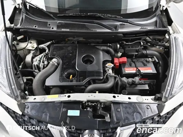 Nissan Juke 2015 1.6 автомат (гидро), миниатюра 6