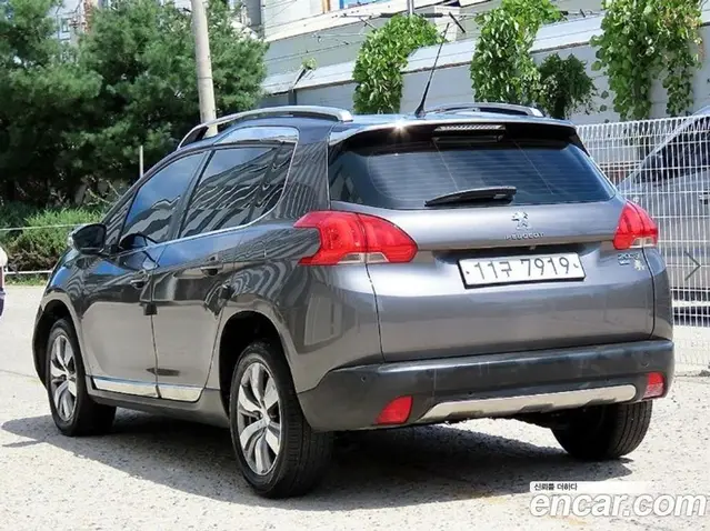 Peugeot 2008 2015 1.6 автомат (гидро), миниатюра 3 Peugeot 2008 2015 1.6 автомат (гидро), миниатюра 3