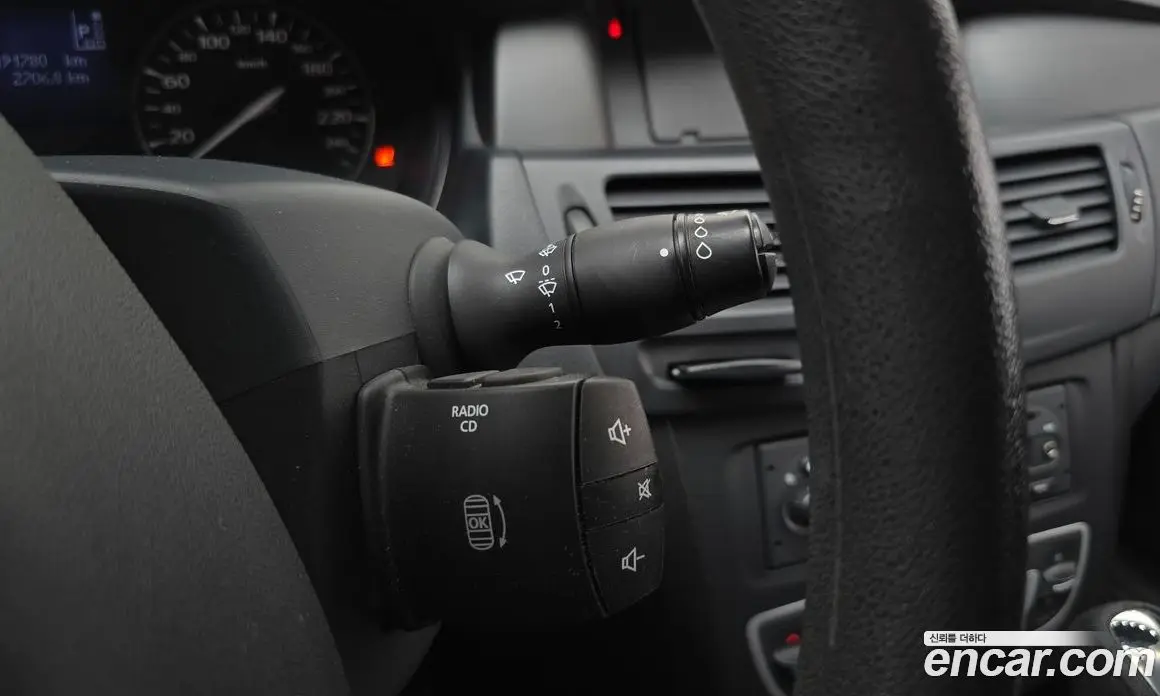 Renault (Samsung) SM5 2011 2.0 автомат (гидро), фото 16 Renault (Samsung) SM5 2011 2.0 автомат (гидро), фото 16