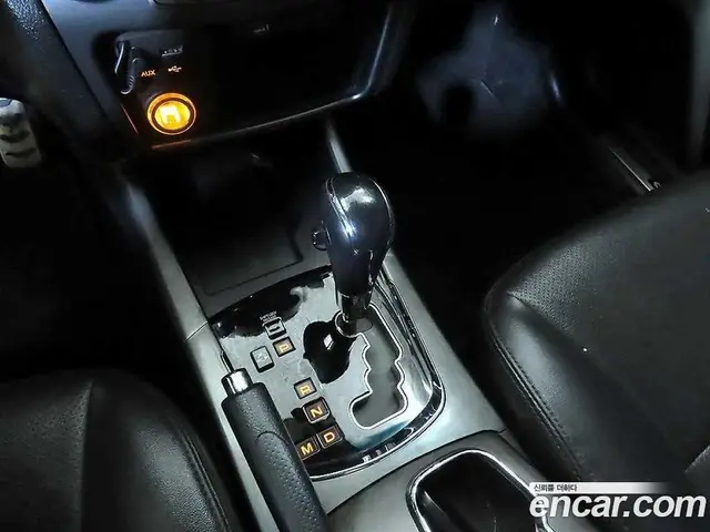 SsangYong Korando 2017 2.2 автомат (гидро), миниатюра 12