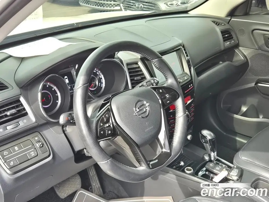 SsangYong TIBOLI 2017 1.6 автомат (гидро), фото 14