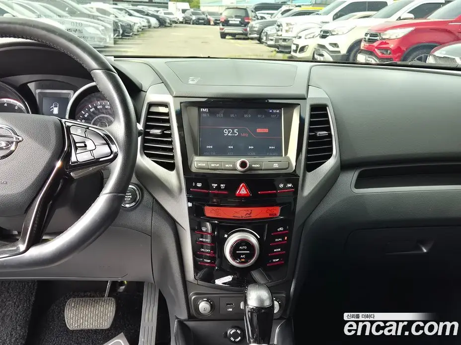 SsangYong TIBOLI 2017 1.6 автомат (гидро), фото 17
