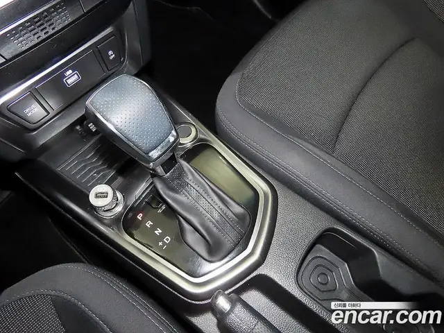 SsangYong TIBOLI 2023 1.5 автомат (гидро), миниатюра 12
