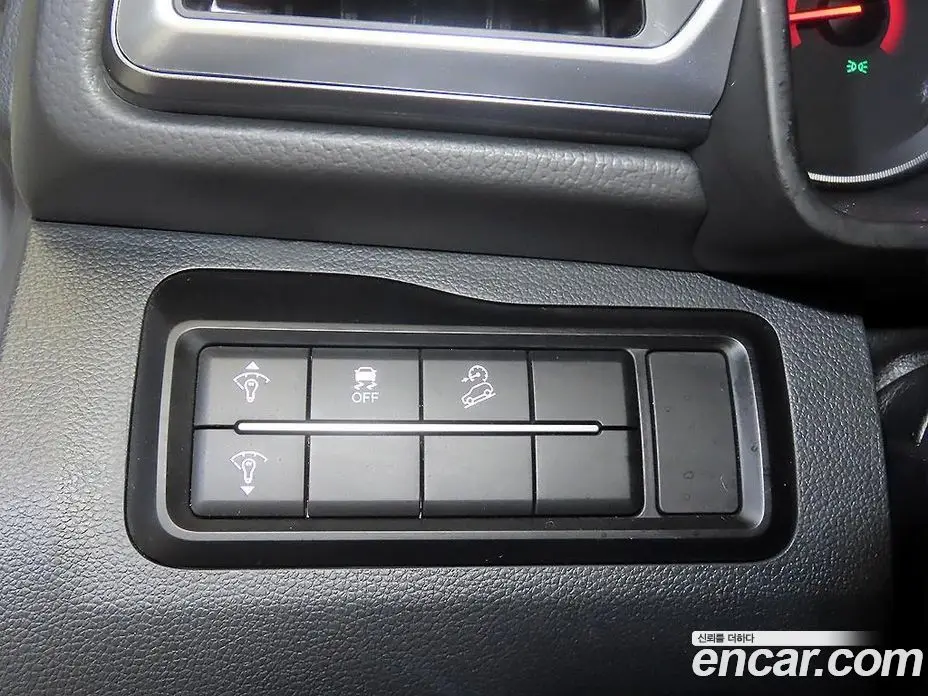 SsangYong TIBOLI 2023 1.5 автомат (гидро), фото 14 SsangYong TIBOLI 2023 1.5 автомат (гидро), фото 14